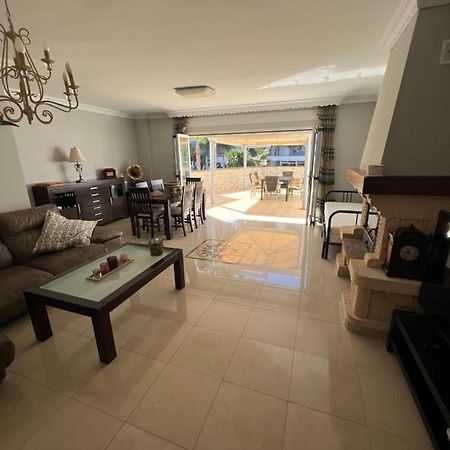 Casa Bajamar Playa Apartment Нерха Екстериор снимка