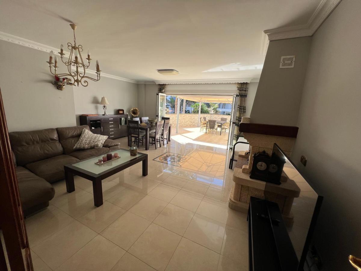 Casa Bajamar Playa Apartment Нерха Екстериор снимка